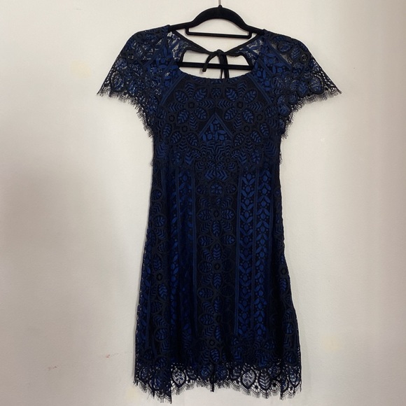 For Love and Lemons Lyla Lace Mini blue and black Dress size xs - Picture 3 of 5